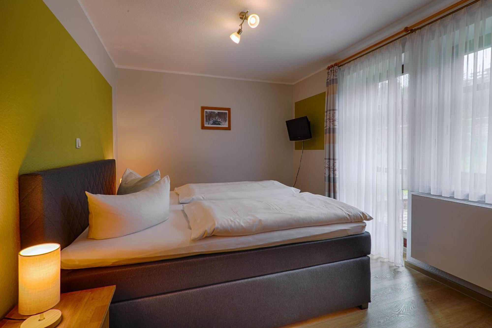 Hotel Und Berggasthof Spiessberghaus Friedrichroda Eksteriør billede
