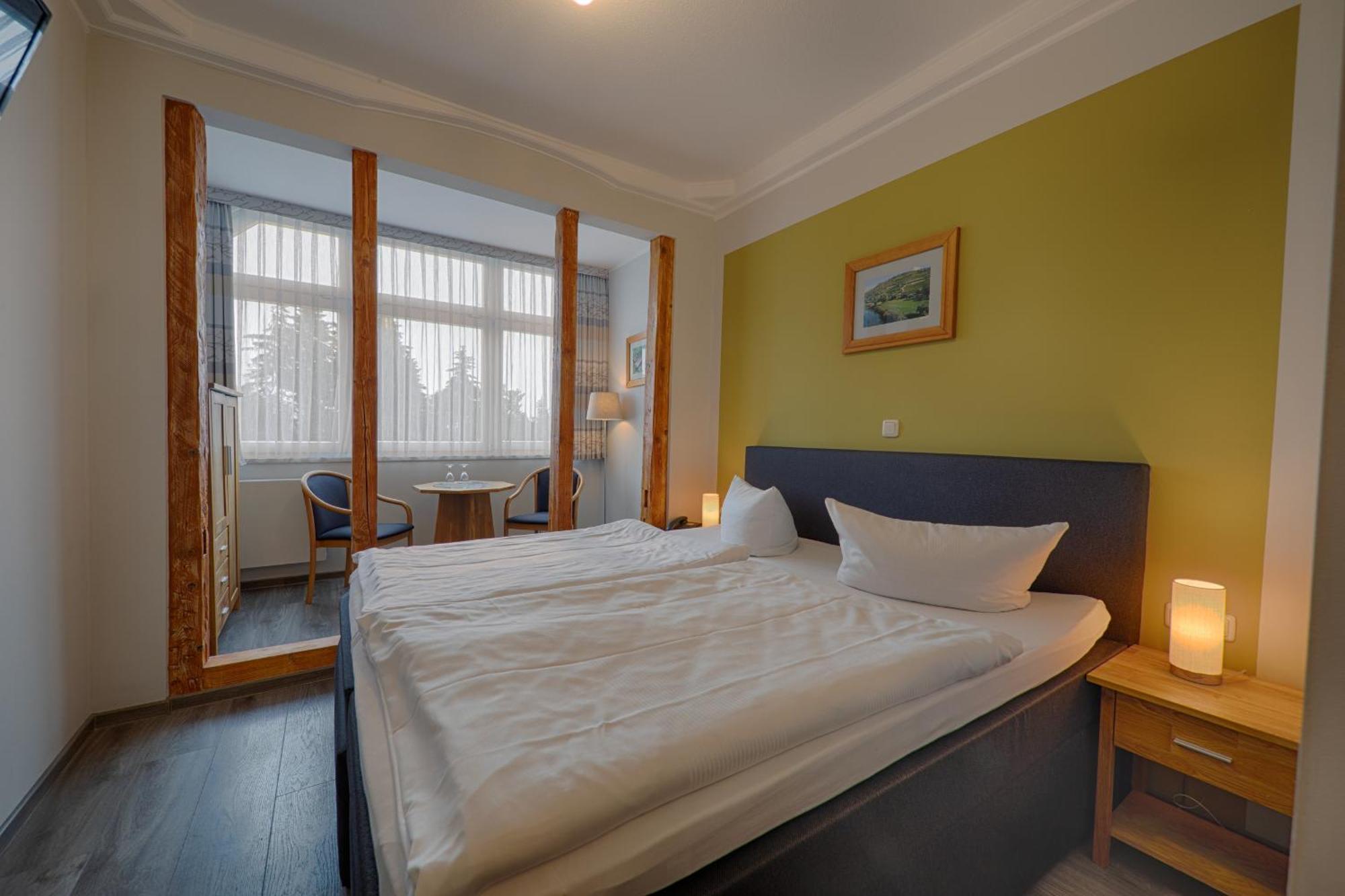 Hotel Und Berggasthof Spiessberghaus Friedrichroda Eksteriør billede