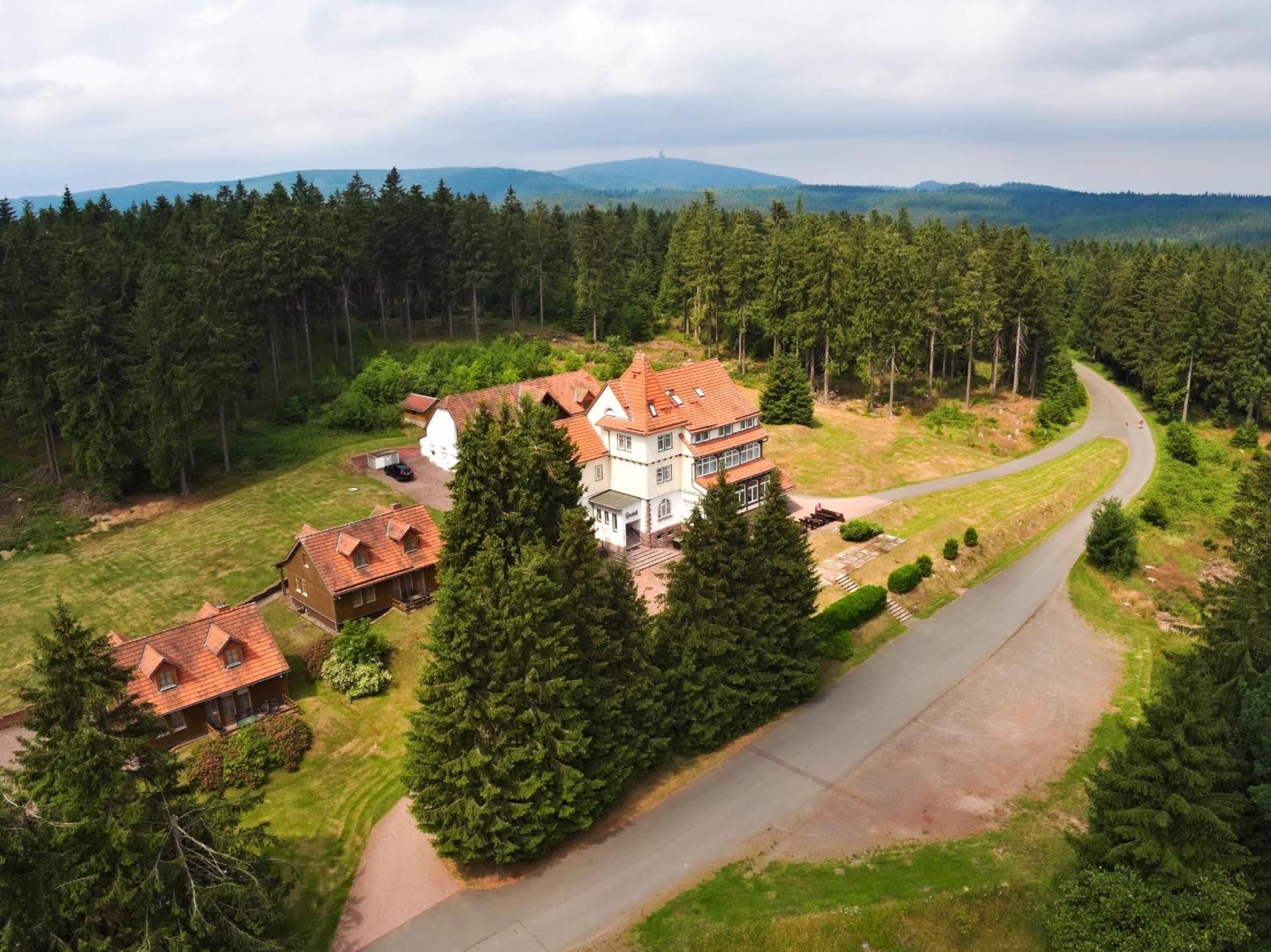 Hotel Und Berggasthof Spiessberghaus Friedrichroda Eksteriør billede