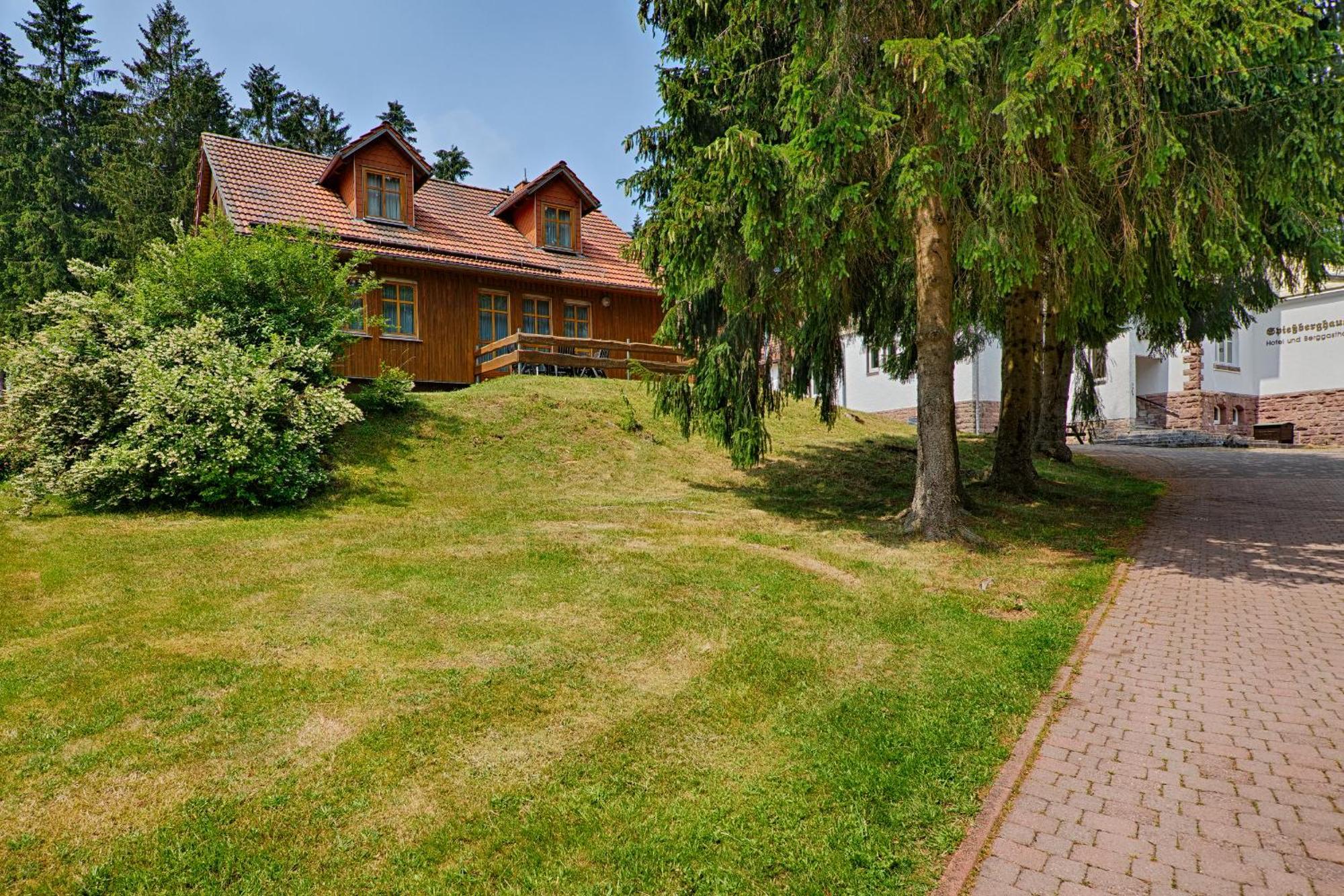 Hotel Und Berggasthof Spiessberghaus Friedrichroda Eksteriør billede